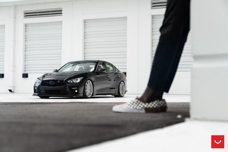  Infiniti Q50S on Vossen Wheels (CV10) 2019 года  (фото 10 из 21)